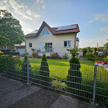 Gesamte Für Bis Zu 3 Personen *