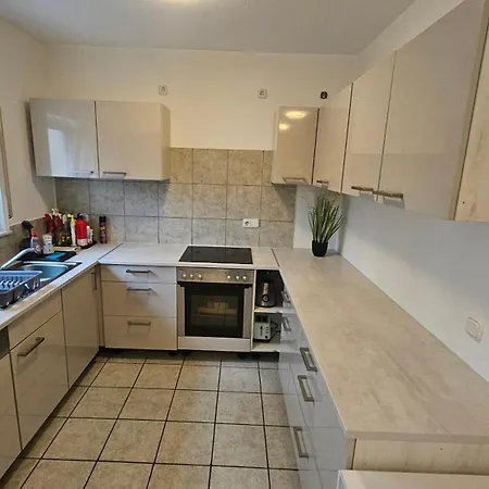 Gesamte Fuer Bis Zu 3 Personen Appartement Groß-Gerau