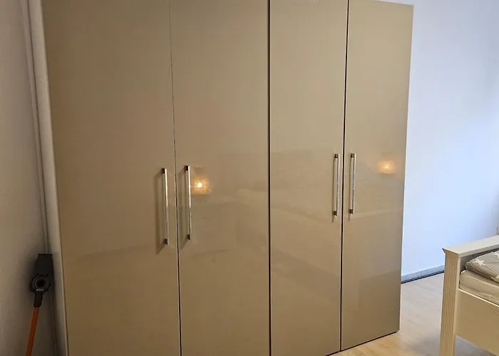 Gesamte Fuer Bis Zu 3 Personen Groß-Gerau