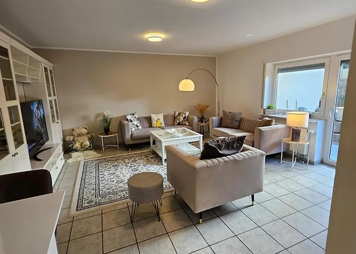 Gesamte Fuer Bis Zu 3 Personen Groß-Gerau